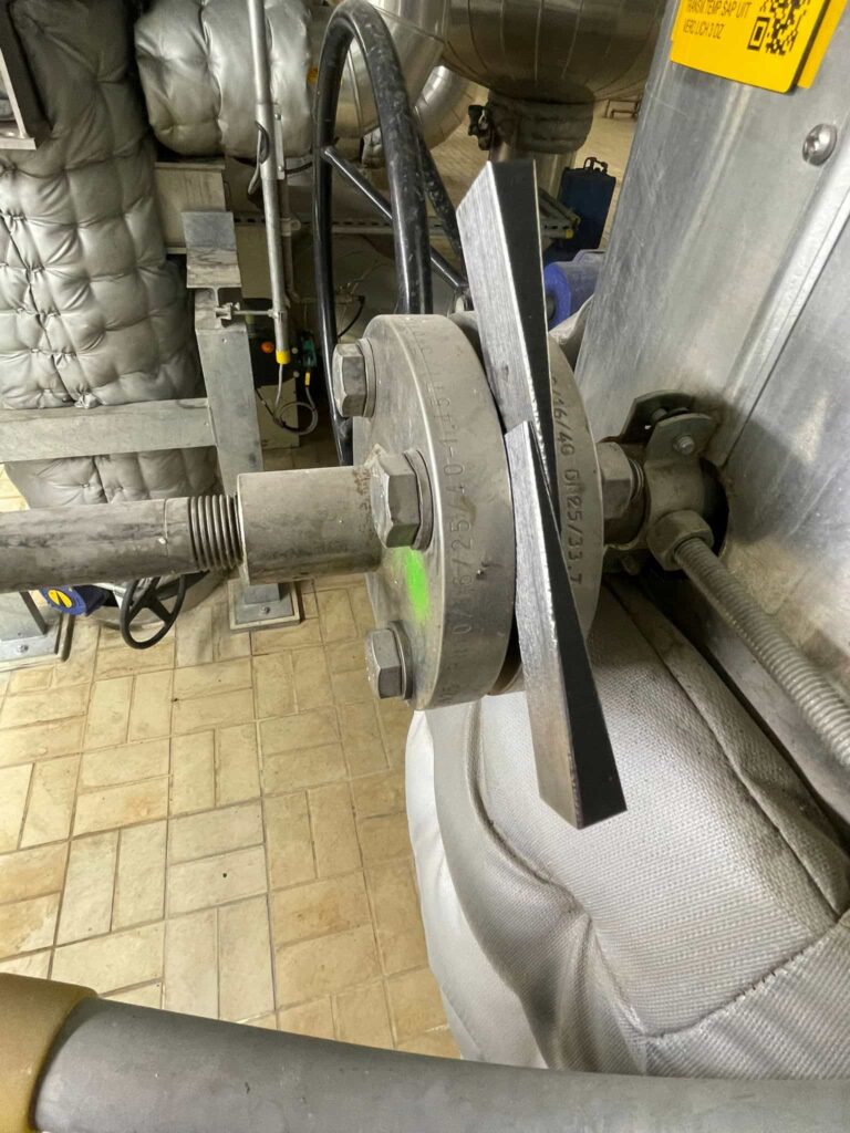 Flange wedge steel keys wedges spreading flanges Euronique